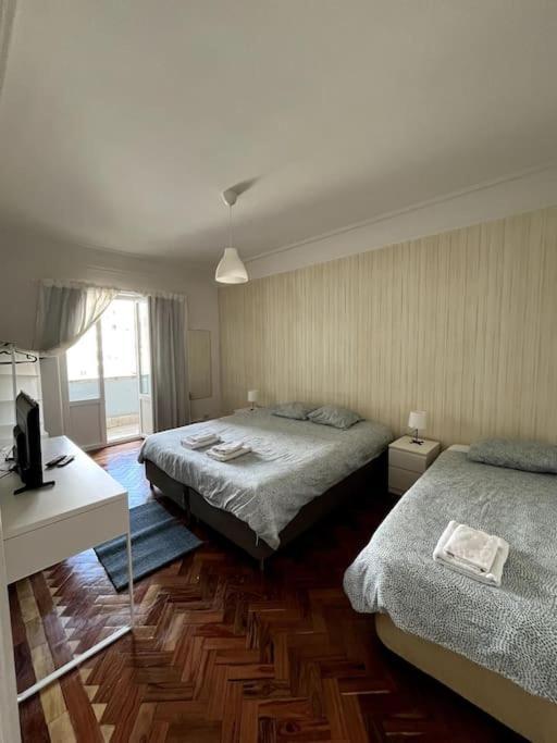 Habitacion Privada Para 3 Grande Con Balcon Lisboa Exterior foto